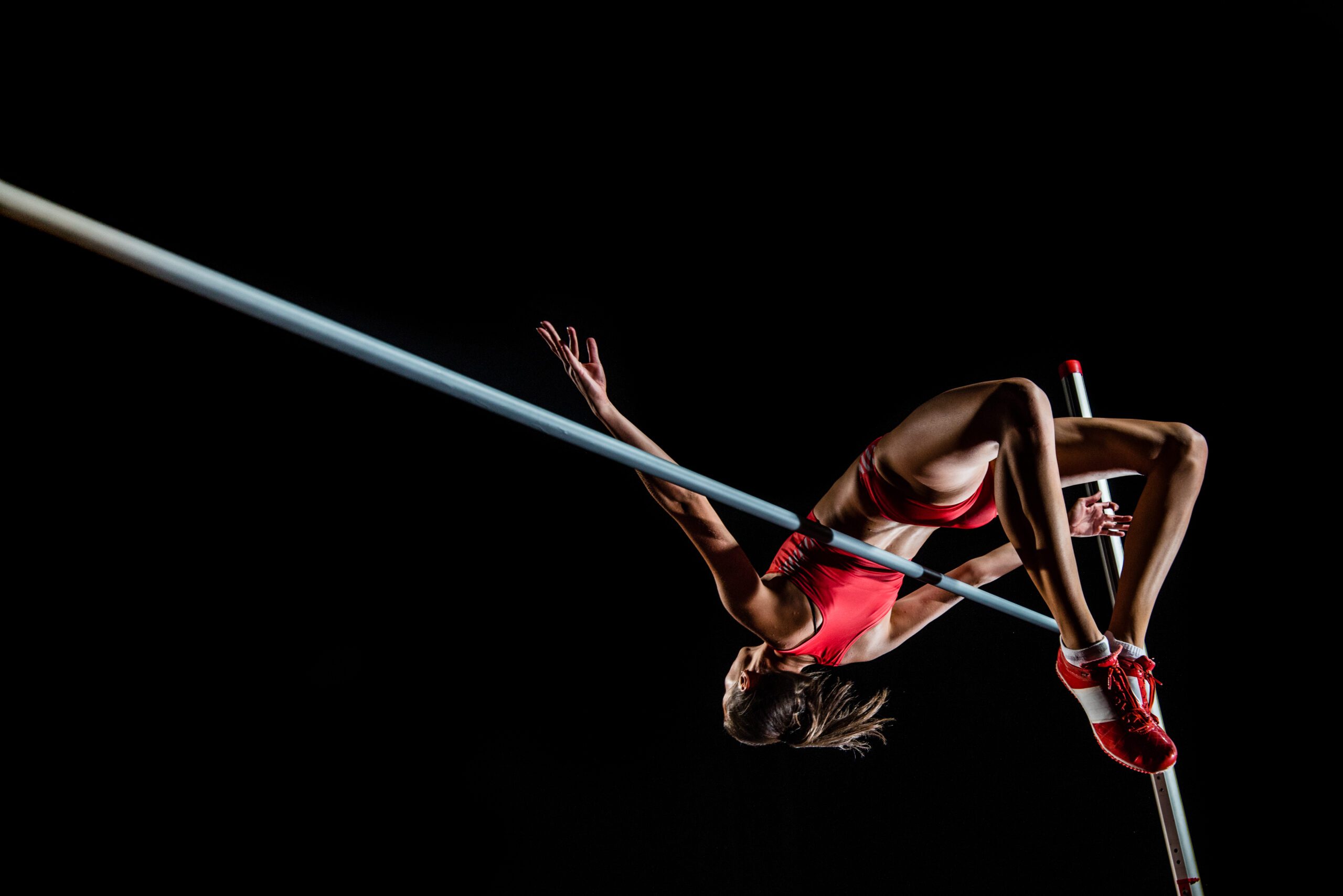 High jumper performing